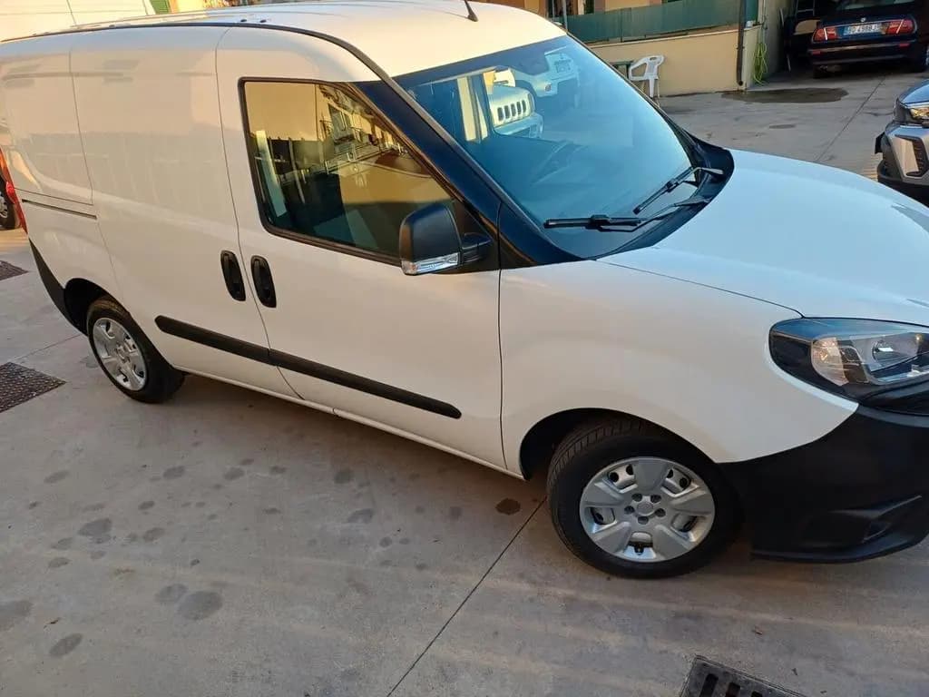 Main__Slider__Photo:Fiat Other Doblo Doblò 1.6 MJT 105CV 12/2021-0