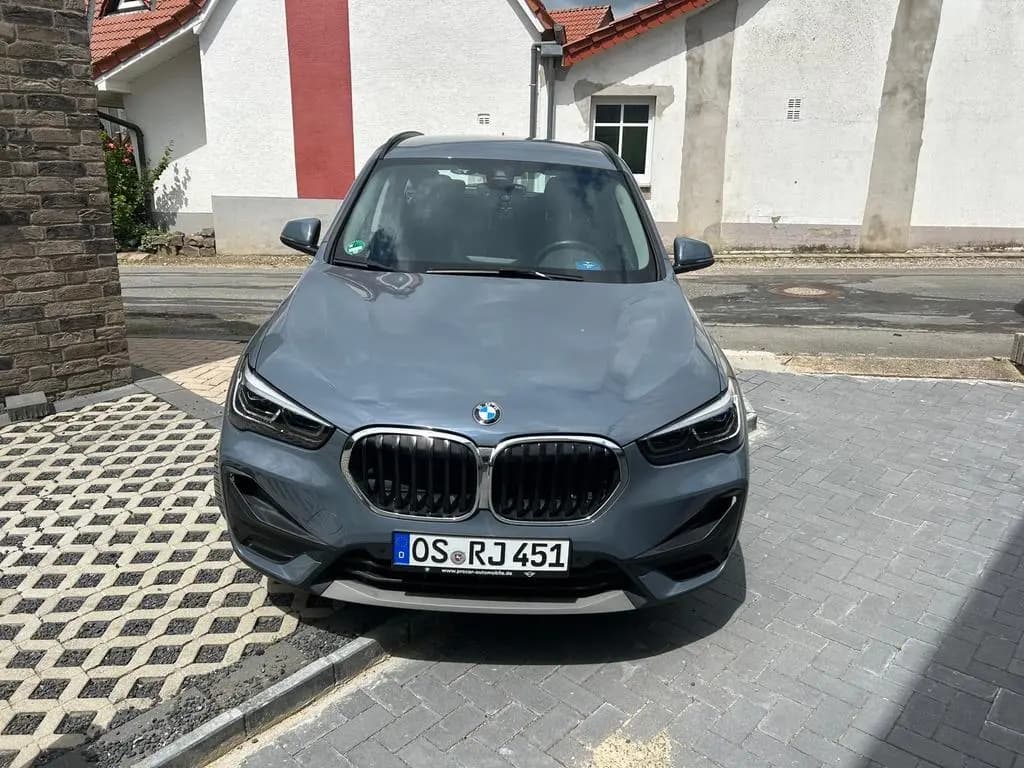 Main__Slider__Photo:BMW X1 xDrive25e Hybrid AHK Scheckheft Unfallfrei 06/2020-0