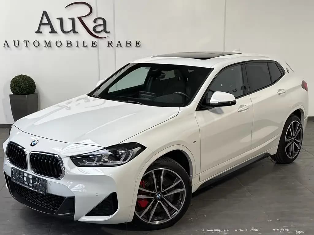 Main__Slider__Photo:BMW X2 xDrive20d M-Sport NAV+LED+AHK+PANO+KAM+19ZOLL 02/2022-0