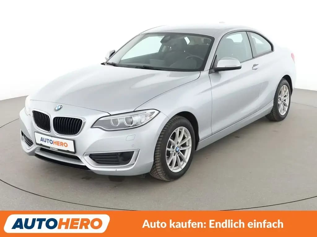 Main__Slider__Photo:BMW 218 2er 218i Aut.*NAVI*TEMPO*PDC*SHZ*LIM*KLIMA* 12/2016-0