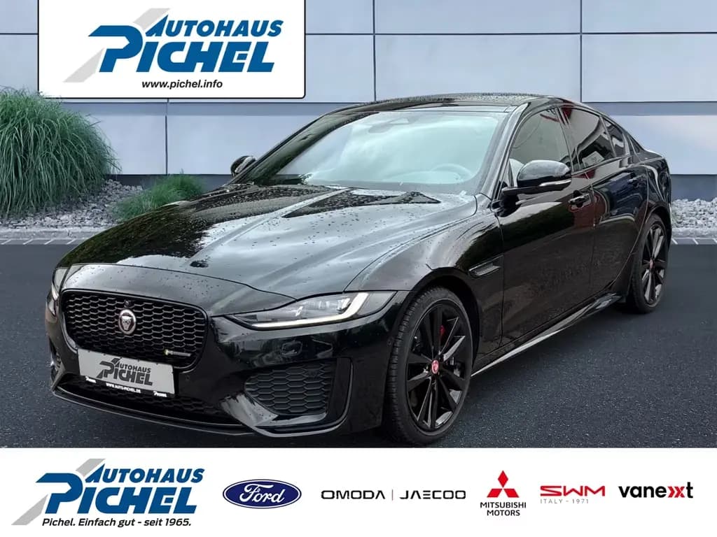 Main__Slider__Photo:Jaguar XE R-Dynamic Black AWD Navi Leder Soundsystem Me 01/2022-0