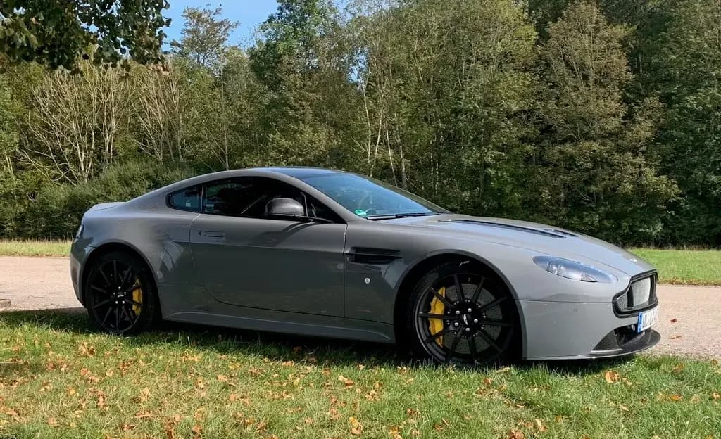 Main__Slider__Photo:Aston Martin V12 Vantage S - Facelift - letzter Sauger 03/2016-0