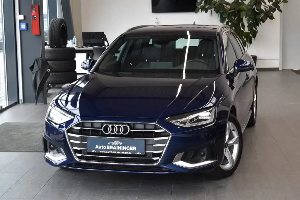 Main__Slider__Photo:Audi A4 Avant 35TDI Advanced S-line LED~VirtualCo~AHK 03/2022-0