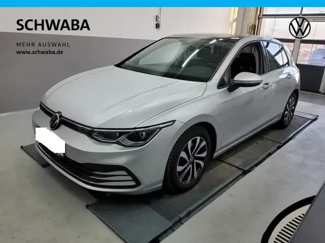 Main__Slider__Photo:Volkswagen Golf VIII Active 1.5 TSI 03/2022-0