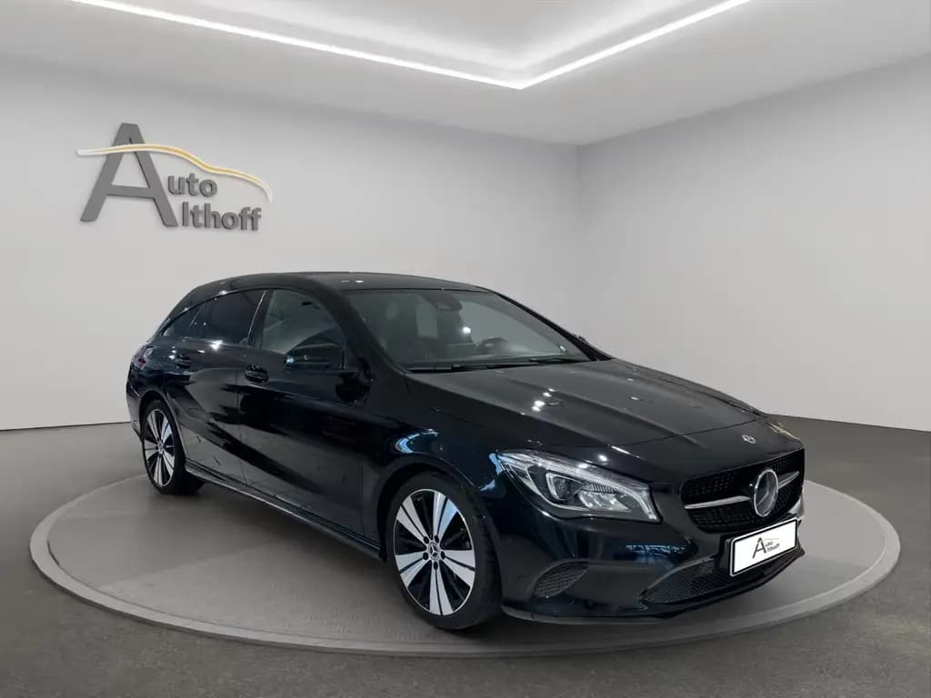 Main__Slider__Photo:Mercedes-Benz CLA 220 Shooting Brake CLA220d 4M SB 2.HD DSG ACC LED PANO NAV PARK SHZ 03/2019-0