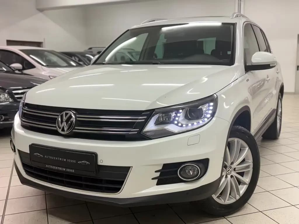 Main__Slider__Photo:Volkswagen Tiguan 1.4 TSI 4MOTION LIFE | AHK | 8 Fach | 01/2014-0