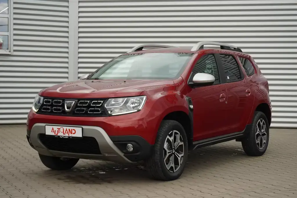 Main__Slider__Photo:Dacia Duster II 1.3 TCE  4WD Klimaaut. Navi 360° AHK 11/2019-1