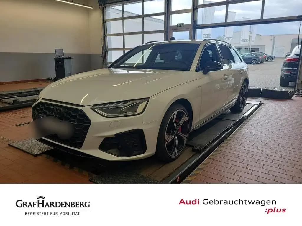 Main__Slider__Photo:Audi A4 Avant 40 TFSI S tronic S line AHK Kamera 06/2022-0