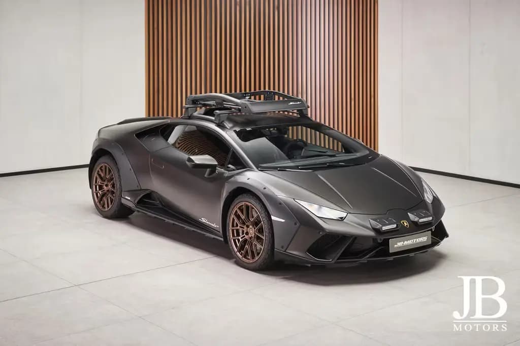 Main__Slider__Photo:Lamborghini Huracán Sterrato Ad Personam Carbon Seats Kamera 11/2024-0