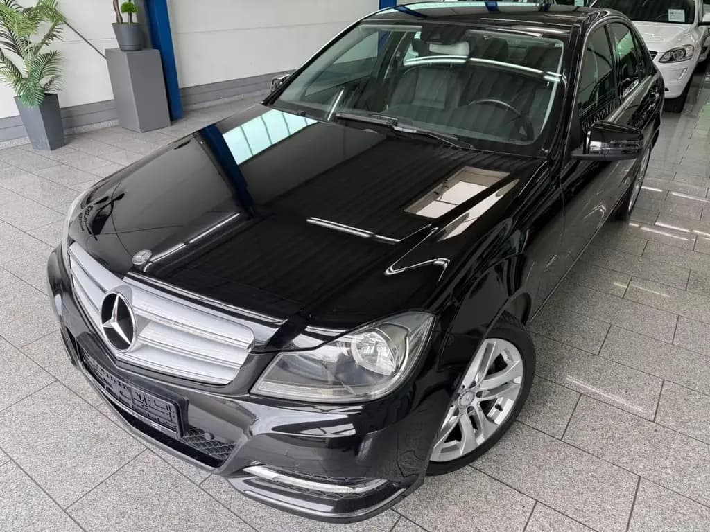 Main__Slider__Photo:Mercedes-Benz C 220 CDI*AUTOM*AVANTG*TMP*NAVI*PTS*LEDER*BLUET 10/2011-0