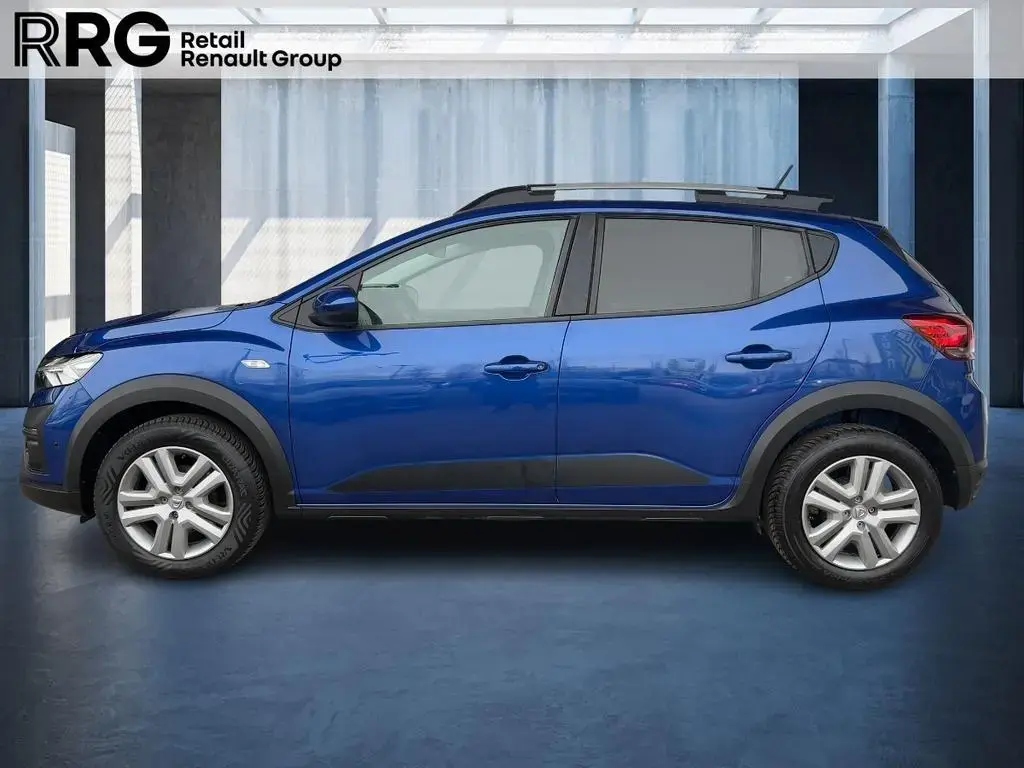 Main__Slider__Photo:Dacia Sandero III 1.0 TCe 110 Stepway Ultimate SHZ PDC 01/2023-1