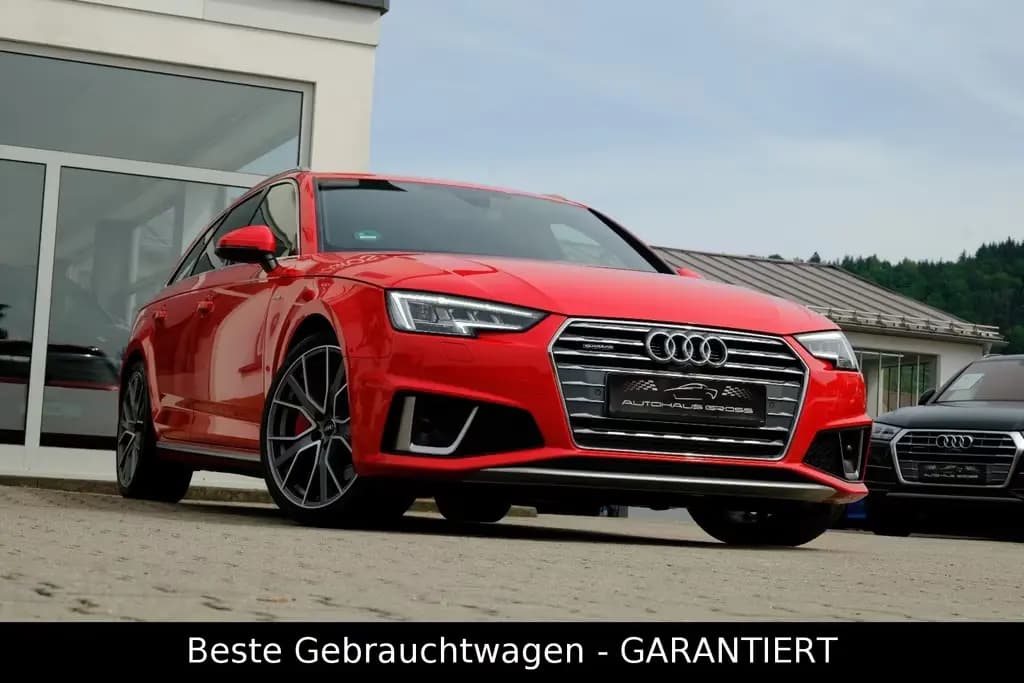Main__Slider__Photo:Audi A4 45 TFSI Avant S tr. quattro "3xS-Line"MATRIX" 08/2019-0