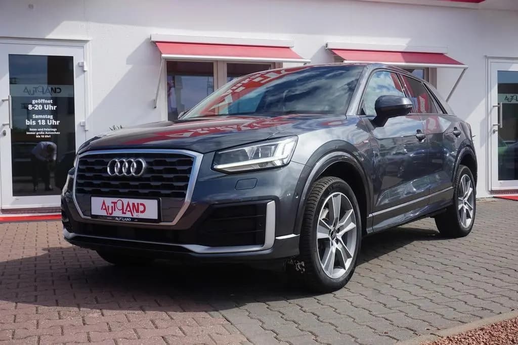 Main__Slider__Photo:Audi Q2 1.4 TFSI S-Line LED Navi B&O Virtual Cockpit 07/2018-0
