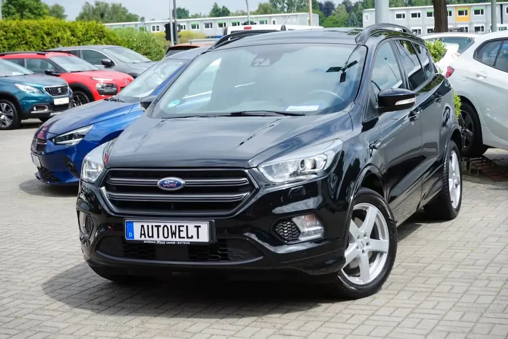 Main__Slider__Photo:Ford Kuga ST-Line 03/2019-0