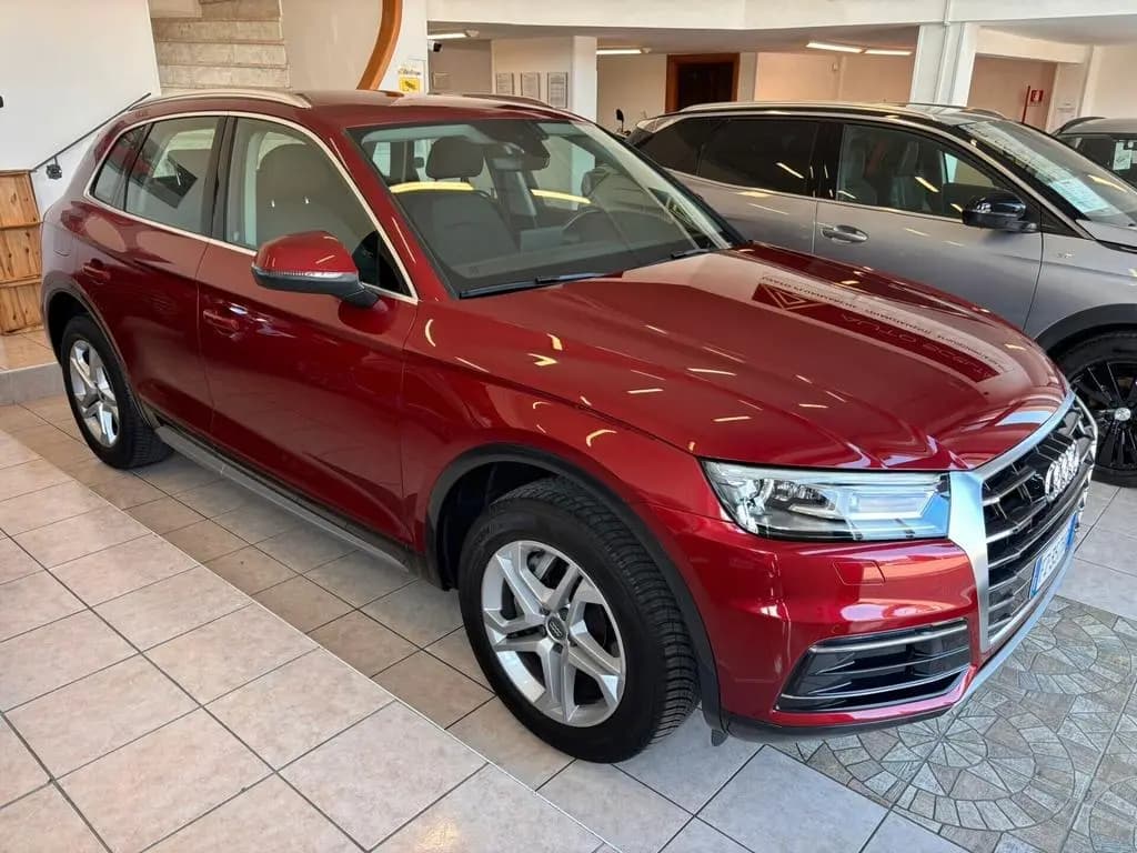 Main__Slider__Photo:Audi Q5 2.0 TDI 190CV quattro S tronic Business 11/2019-0