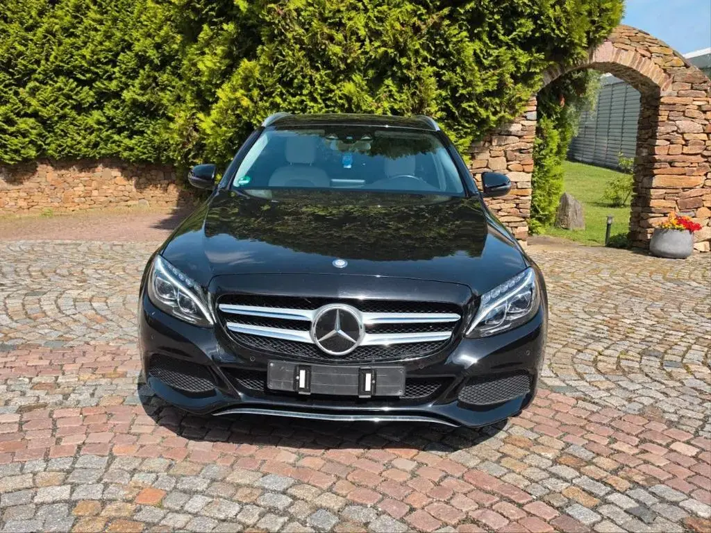 Main__Slider__Photo:Mercedes-Benz C 180 C T-Modell T Avantgarde*LED*NAVI*SHZ*Totwi 11/2015-1