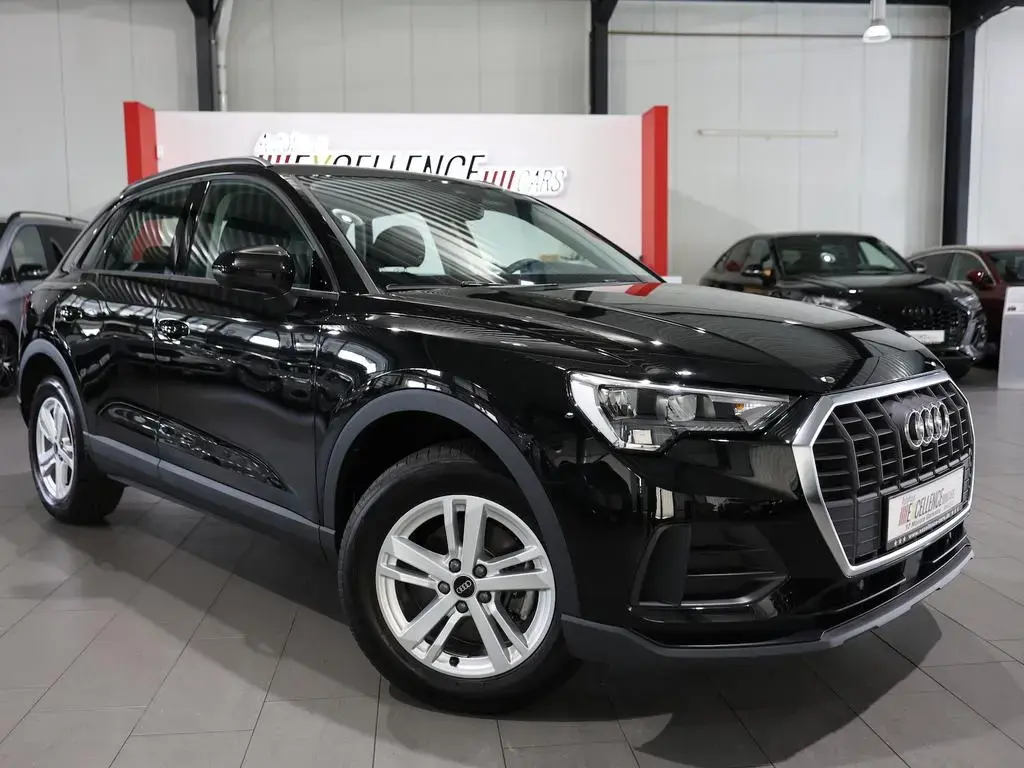 Main__Slider__Photo:Audi Q3 35 TFSI / LED, VIRTUAL-COCKPIT, APPLE+ANDROID 11/2024-1