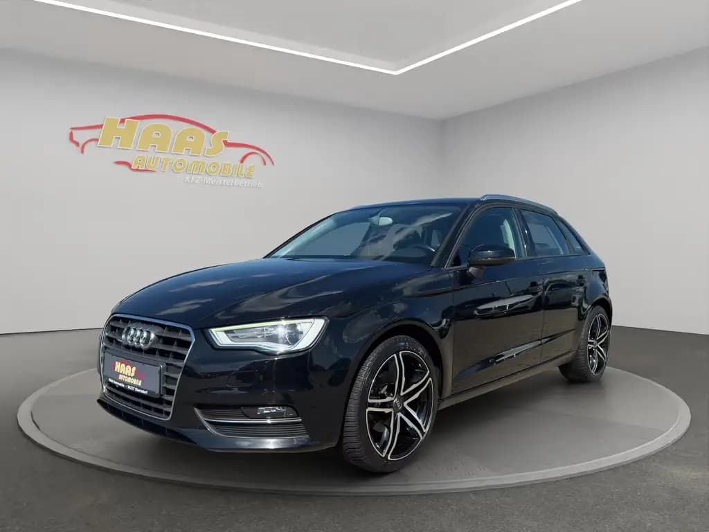 Main__Slider__Photo:Audi A3 Sportback attraction *Bi-Xenon*Navi*Tempomat* 01/2014-0