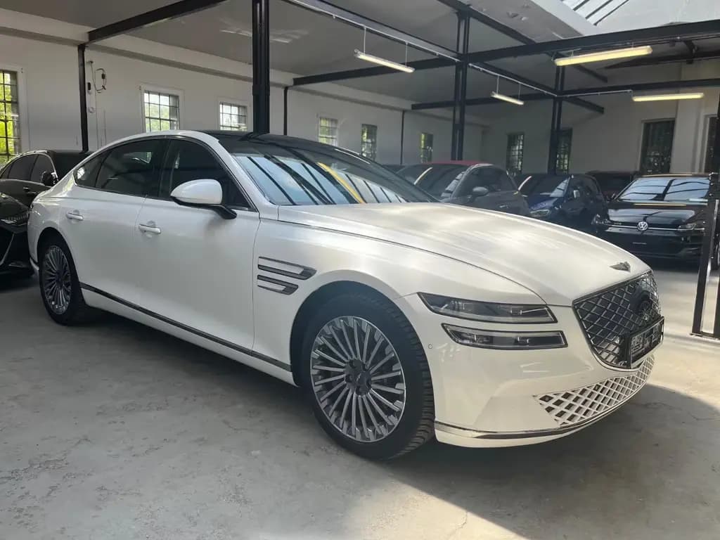 Main__Slider__Photo:Genesis G80 Luxury Electrified 4WD 02/2022-0