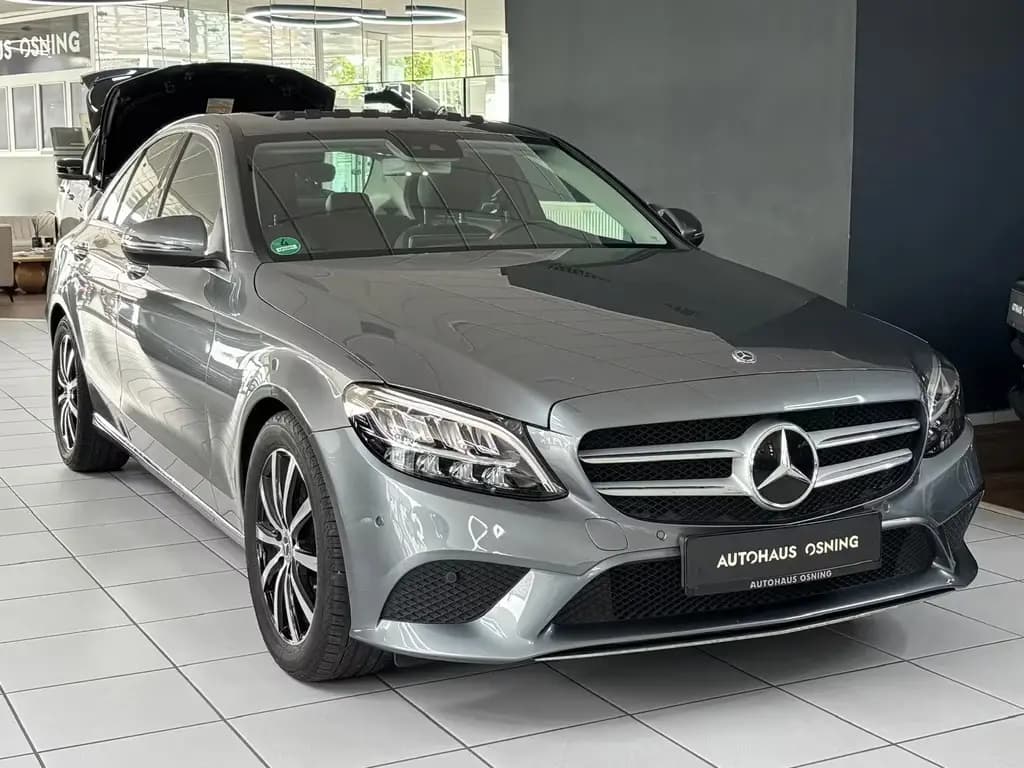 Main__Slider__Photo:Mercedes-Benz C 220 D AMBIENTE NAVI CARPLAY KAM SCHIEBEDACH 05/2020-0