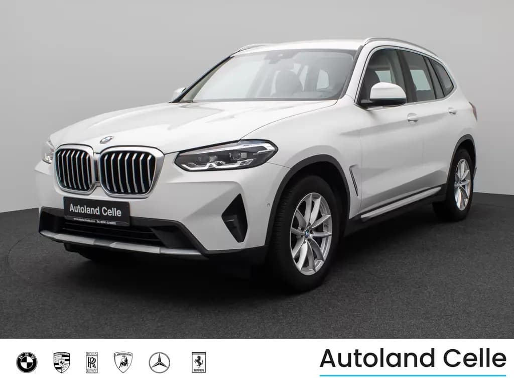 Main__Slider__Photo:BMW X3 xD20d Kamera DAB Leder Lenkradheizg Sport LED 04/2022-0