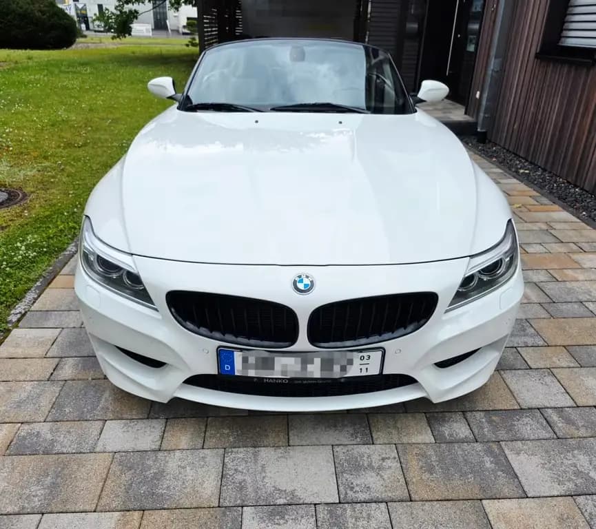 Main__Slider__Photo:BMW Z4 sDrive 35is 340 PS M Paket Navi PDC Automatik 04/2012-0