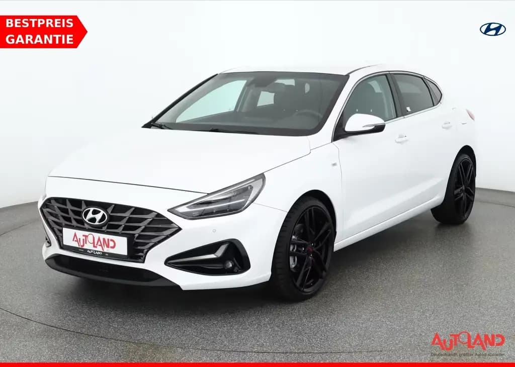 Main__Slider__Photo:Hyundai i30 Fastback 1.5 T-GDI Aut. LED Navi Sitzheizung 03/2021-0