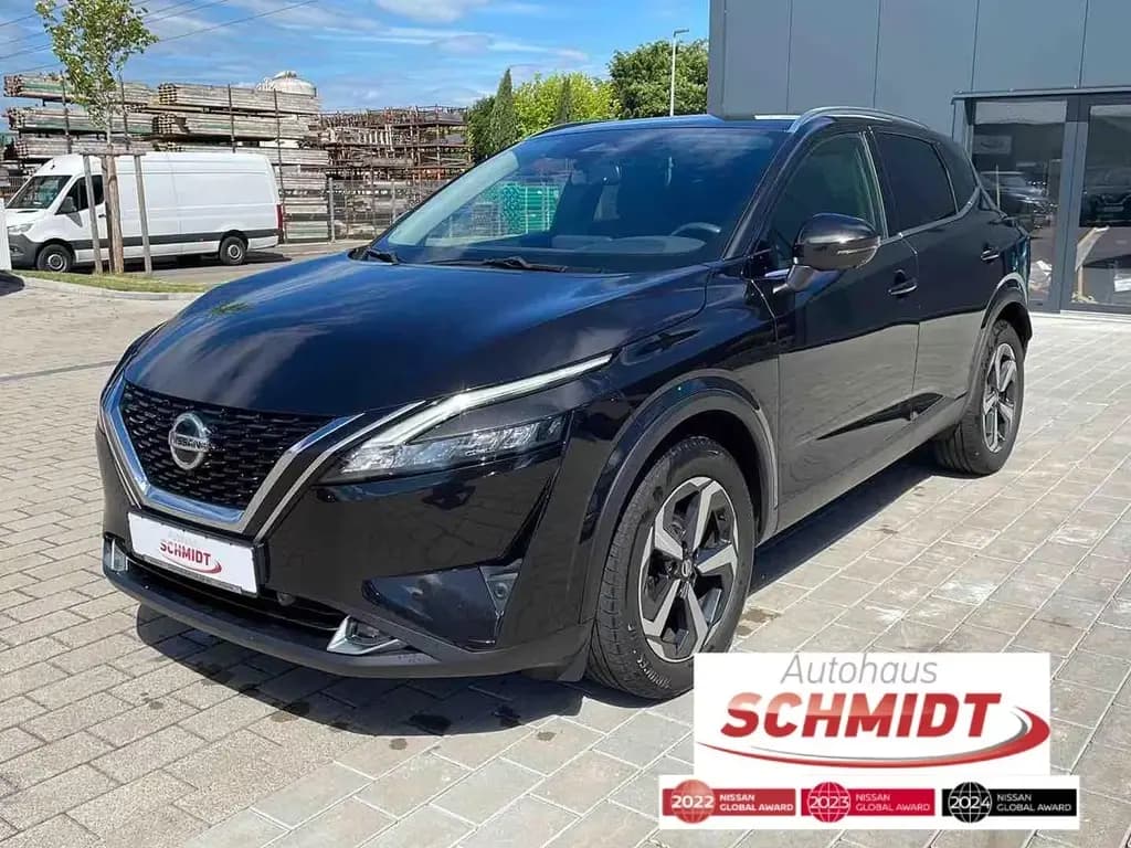 Main__Slider__Photo:Nissan Qashqai 1.3 DIG-T N-Connecta Winter 05/2022-0