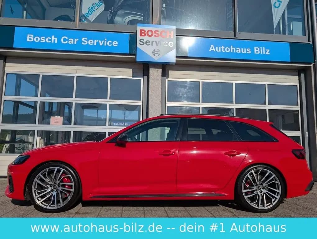 Main__Slider__Photo:Audi RS4 Avant  quattro*Pano*B&O*Carbon*HuD*Matrix* 02/2022-0