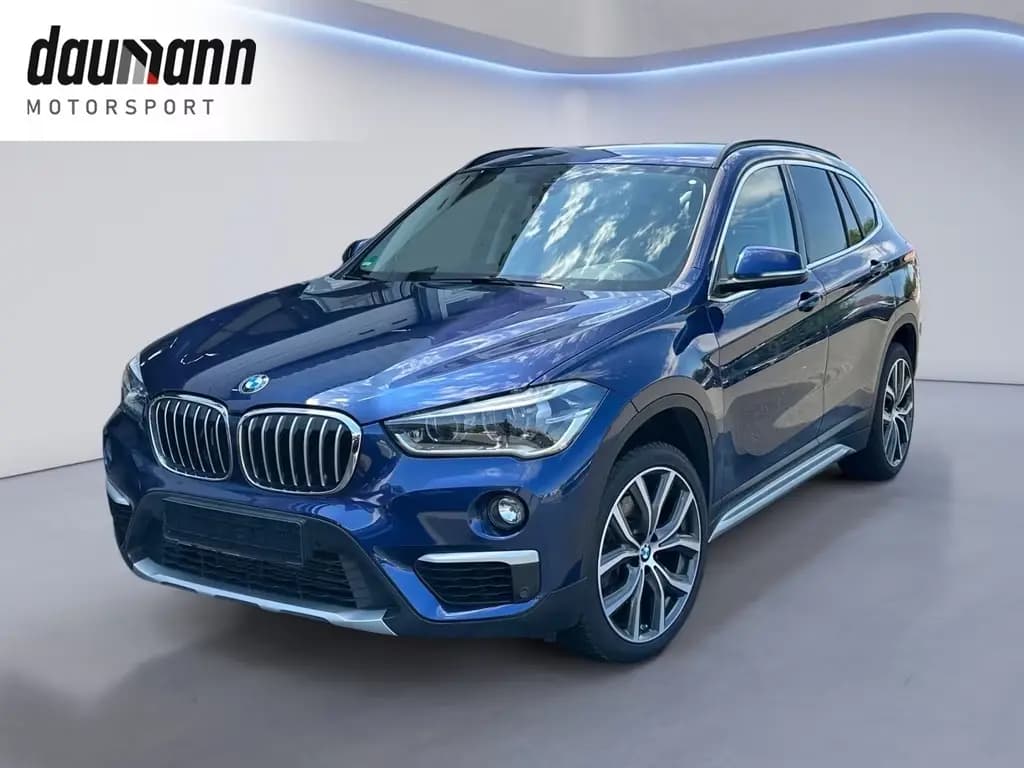 Main__Slider__Photo:BMW X1 sDrive 20i XLine*LED*AHK*DrivAssis+*HUD*H/K* 03/2018-0
