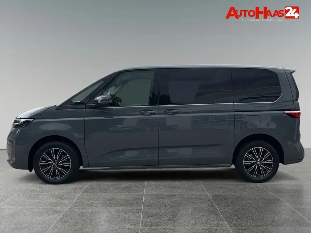 Main__Slider__Photo:Volkswagen T7 Multivan 2,0 TDI DSG 150 PS Navi Sitzh 04/2023-1