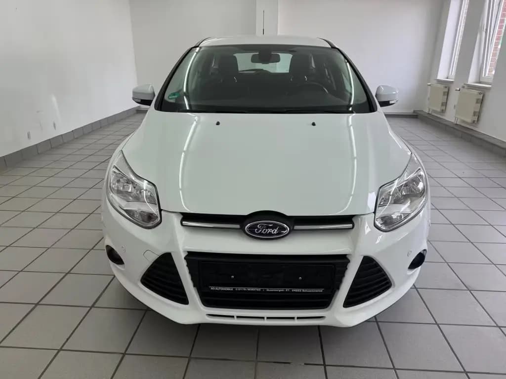 Main__Slider__Photo:Ford Focus Turnier Sync Edition TÜV&AU neu&Garantie 12/2013-0