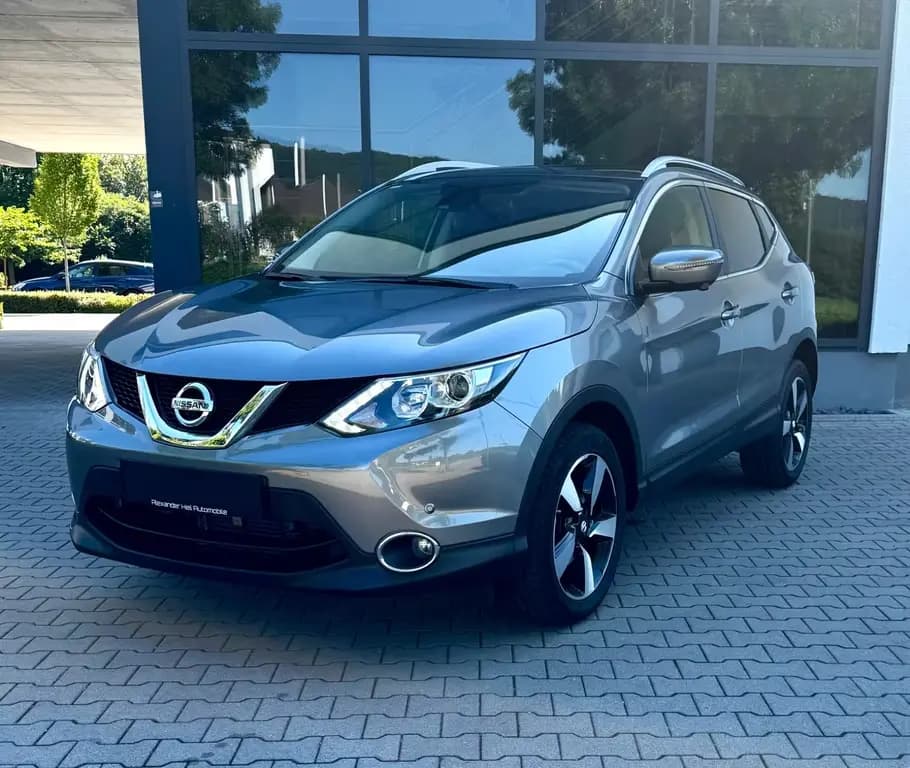 Main__Slider__Photo:Nissan Qashqai AUTOMAT*64 TKM*AHK*PANO*PDC*KAM*SHZ*NAVl 06/2016-0