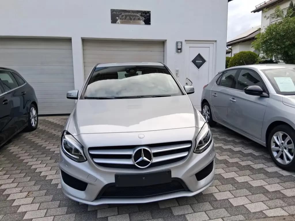 Main__Slider__Photo:Mercedes-Benz B 180 B  AMG LINE Top Zustand 09/2016-0