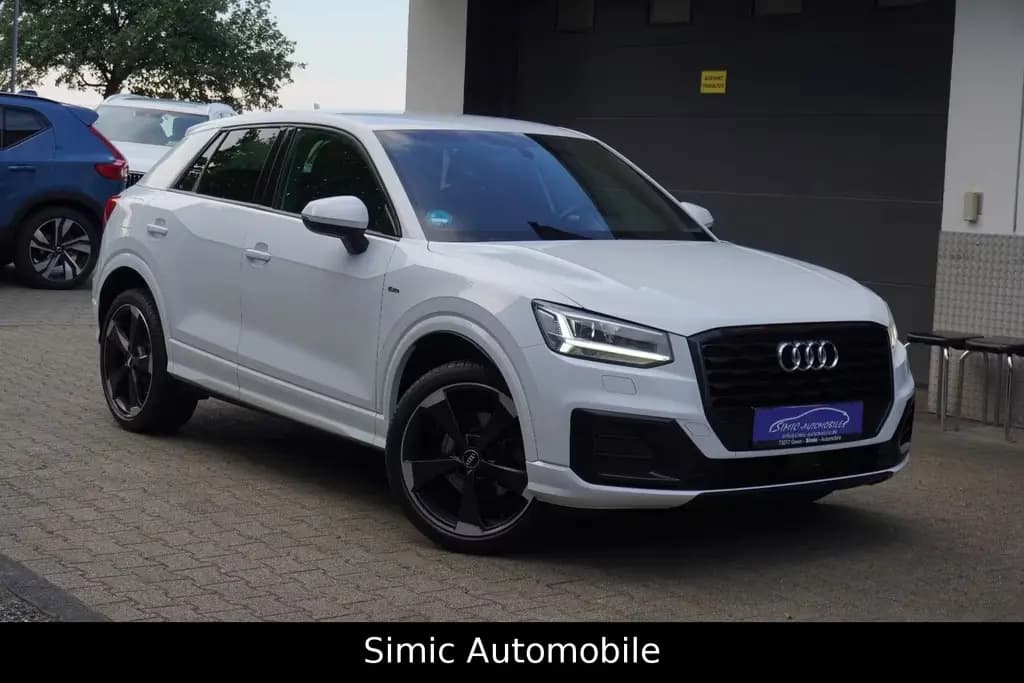 Main__Slider__Photo:Audi Q2 Sport 1.4 TSI S line LEDER+NAVI+AHK+ALU+PDC 08/2018-0