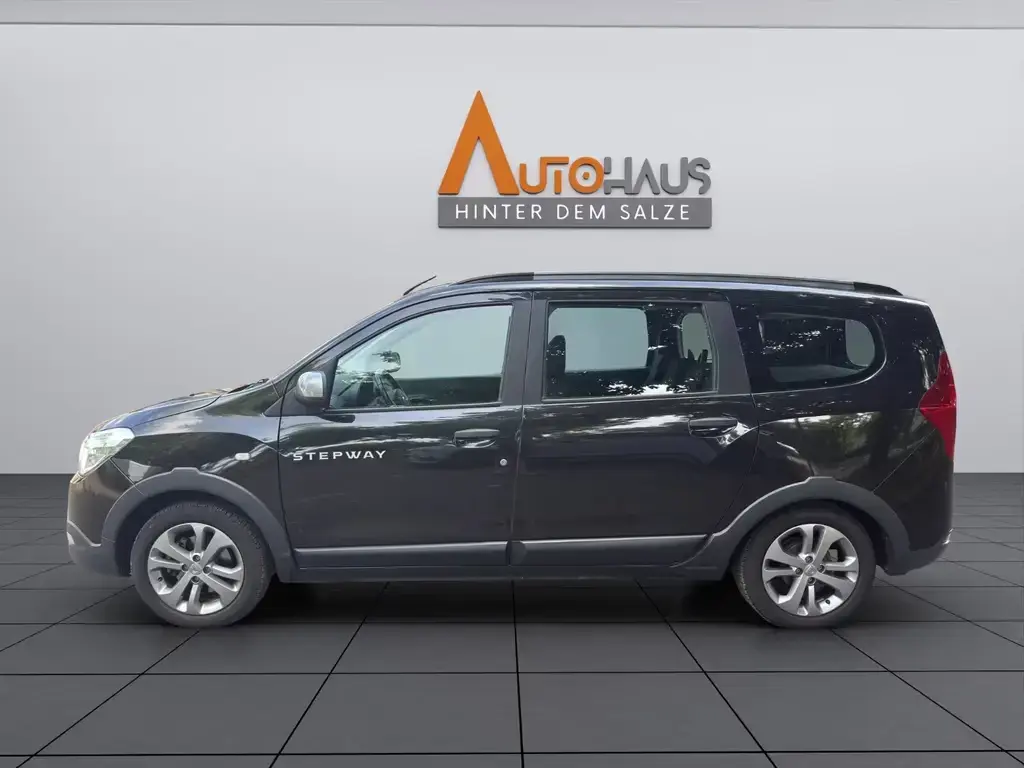 Main__Slider__Photo:Dacia Lodgy Stepway*PDC*TÜV NEU*1. HAND 08/2015-1