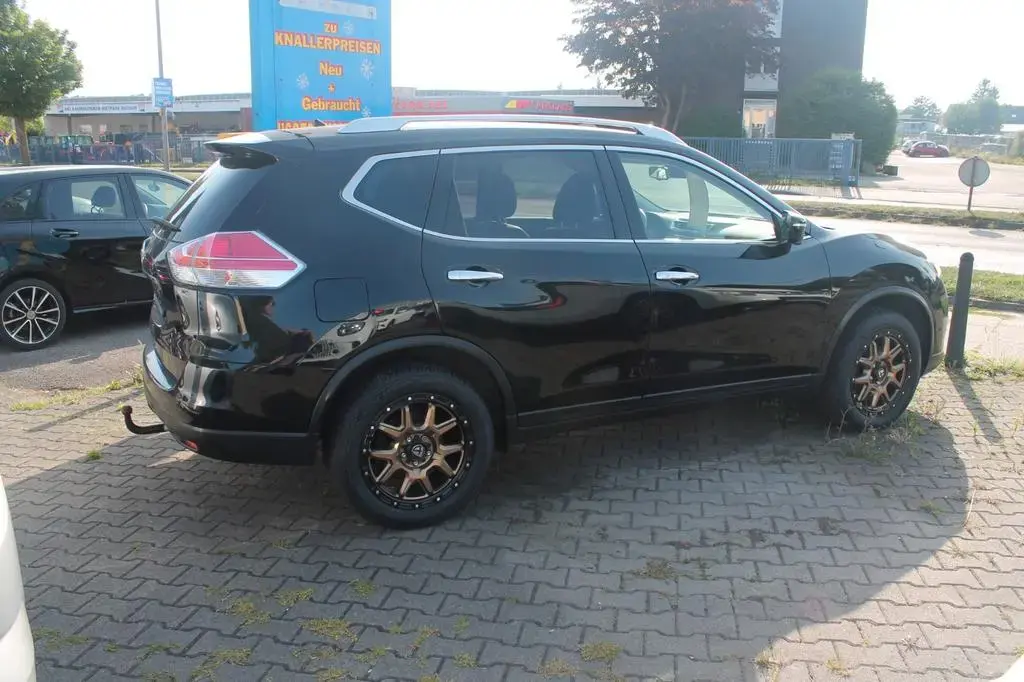 Main__Slider__Photo:Nissan X-Trail 1.6 dCi Aut.*P-Dach*LED*AHK*Navi*360° 04/2016-1