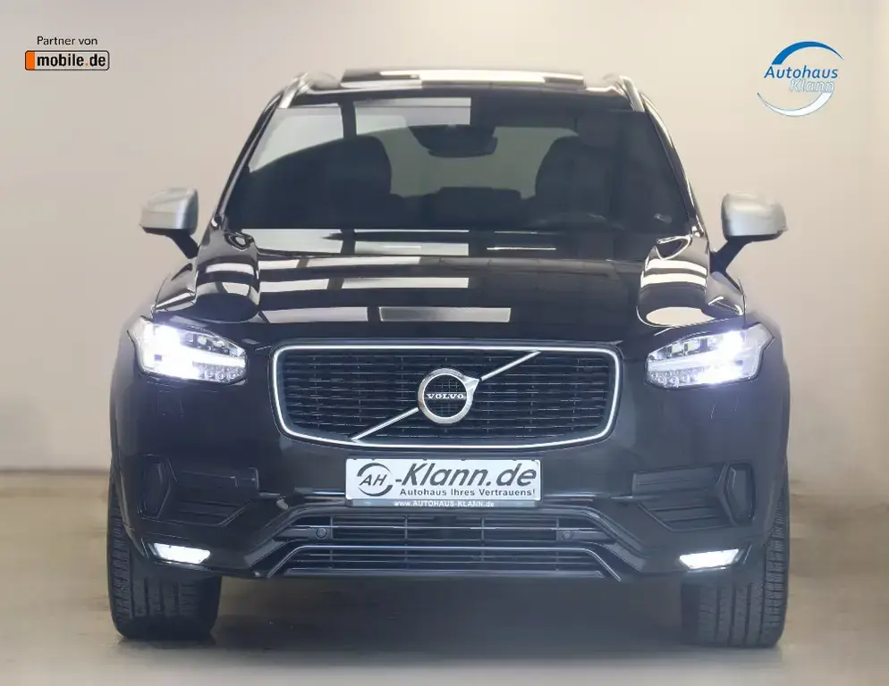 Main__Slider__Photo:Volvo XC90 2.0D5 235PS R-Design AWD Pano STH HUD ACC 06/2017-1