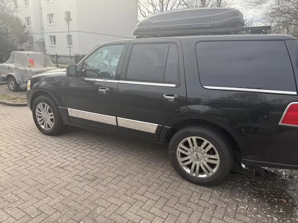 Main__Slider__Photo:Lincoln Navigator 5,4L 7 sitzer 07/2007-0