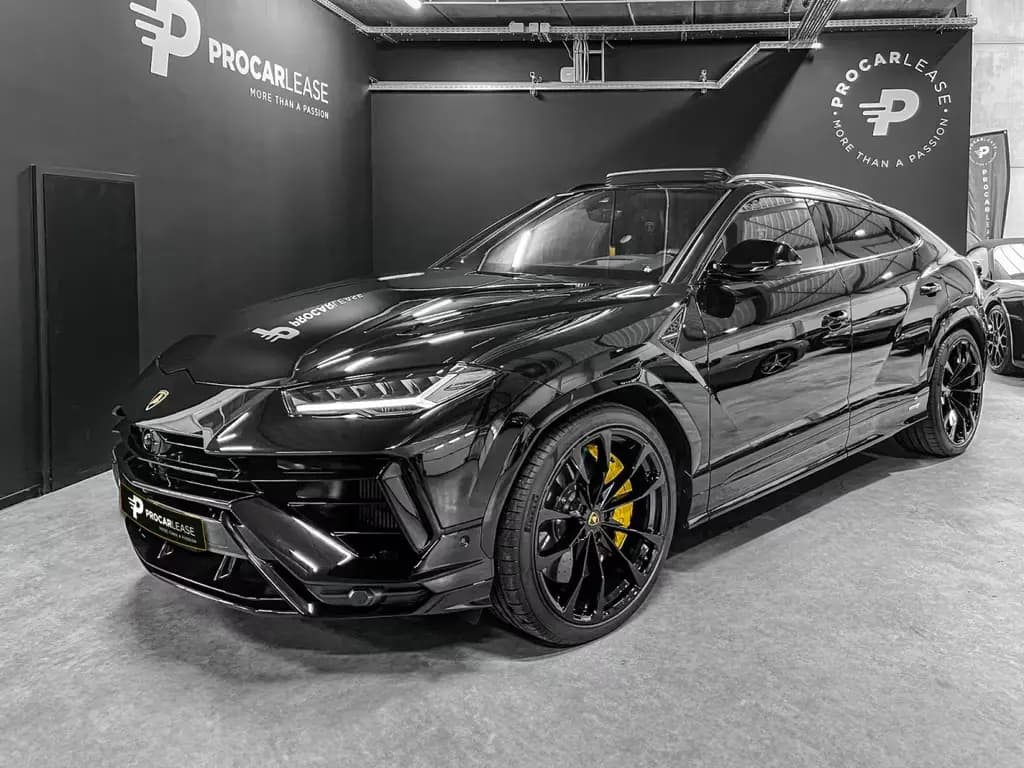 Main__Slider__Photo:Lamborghini Urus URUS S /AKRAPOVIC/B&O 3d/23//PANO/XPEL/MY24 09/2024-0