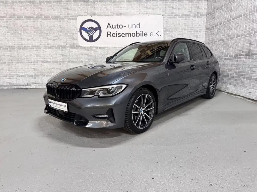 Main__Slider__Photo:BMW 320 3 Touring 320d xDrive/LED/CAM/PANO/HEADUP 06/2020-0