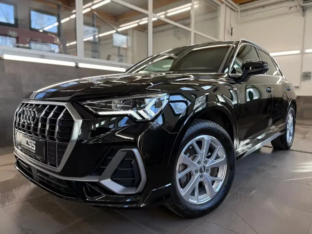 Main__Slider__Photo:Audi Q3 quat. 5 J. Garantie S-LINE NAVI LED LEDER SHZ 10/2019-0