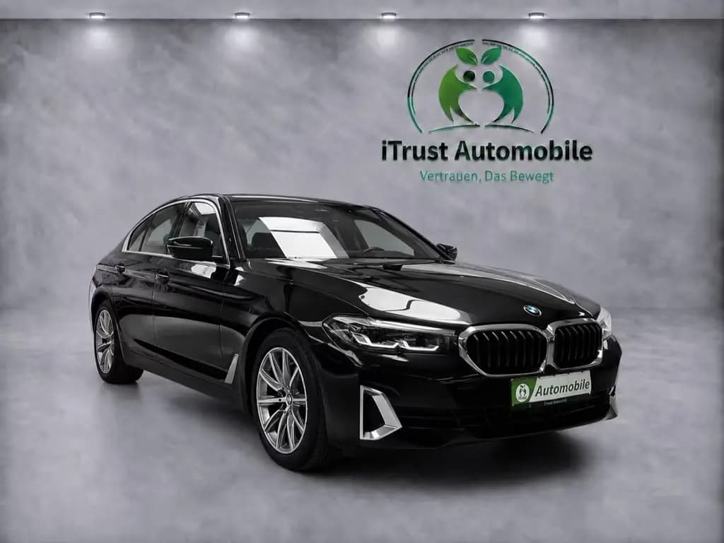 Main__Slider__Photo:BMW 520 d xDrive Luxury Line LED SHD HARMAN/KARDO CAM 09/2020-0