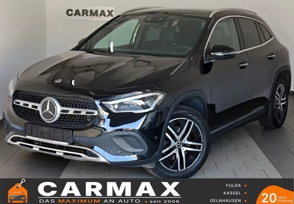 Main__Slider__Photo:Mercedes-Benz GLA 200 d 4M Progressive Leder,Navi,LED,Panorama 03/2021-0