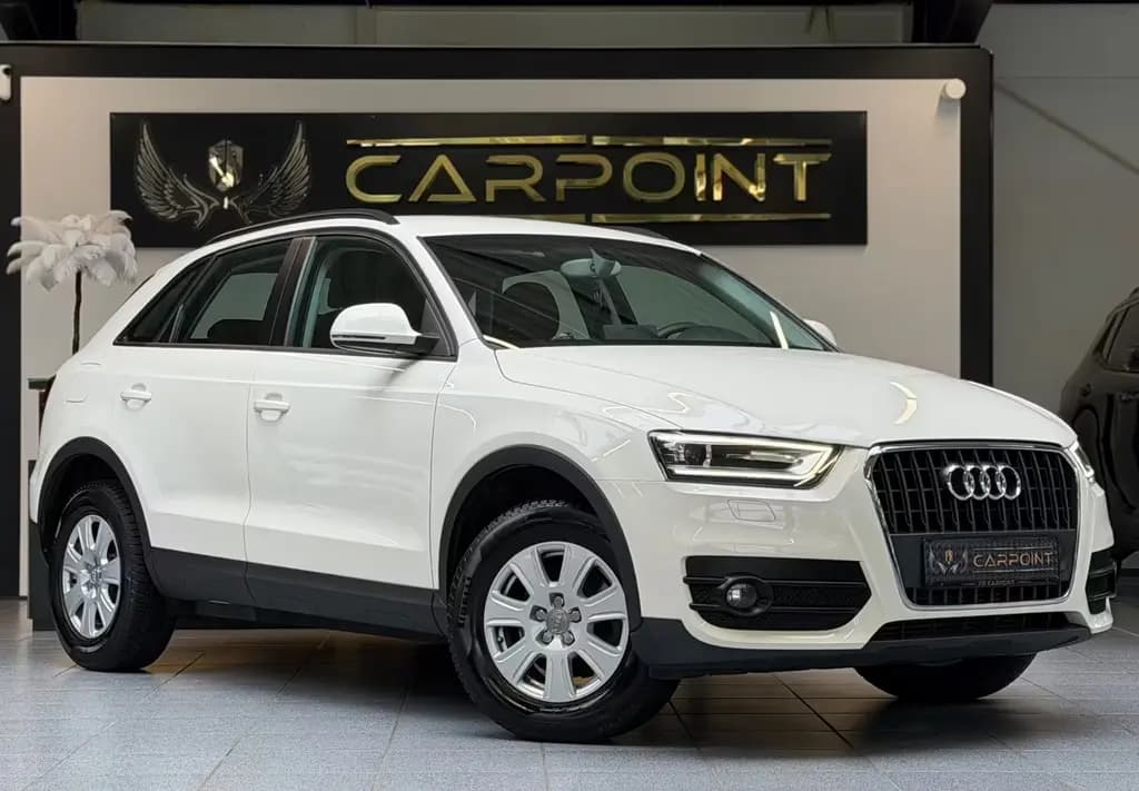 Main__Slider__Photo:Audi Q3 2.0 TDI Quattro/Xenon/LED/Navi/BT/SHZ/ 02/2013-0