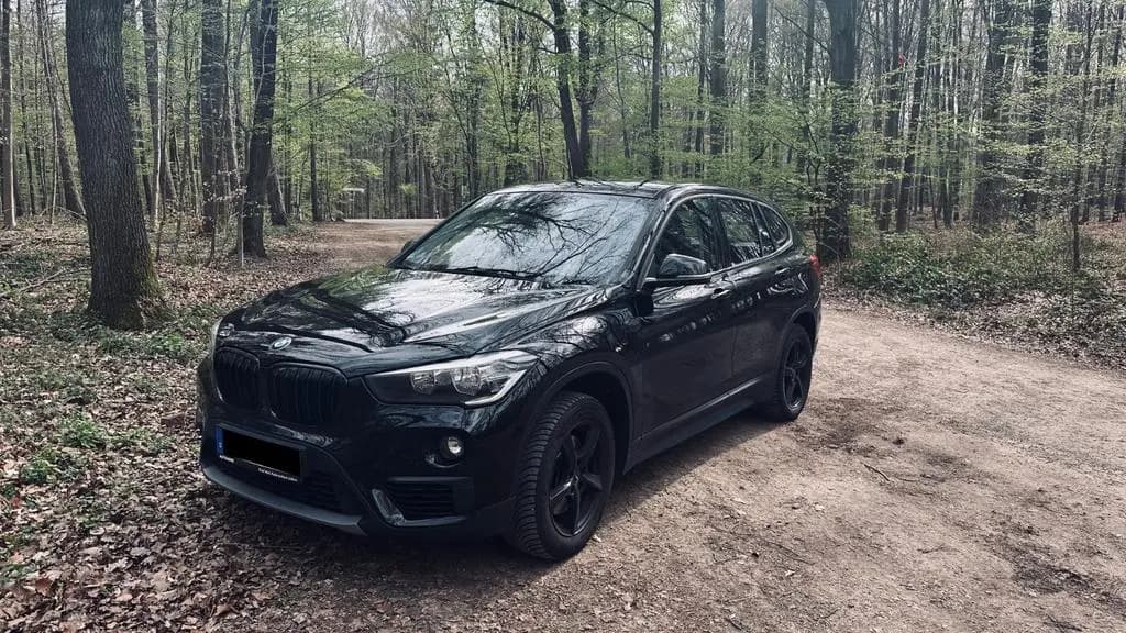 Main__Slider__Photo:BMW X1 xDrive20i Automatik - 10/2016-0
