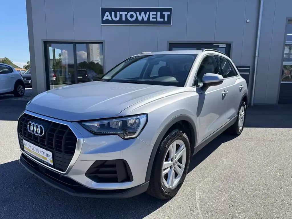 Main__Slider__Photo:Audi Q3 35 TFSI digi Cockpit Automatik  wenig KM AHK 09/2020-0
