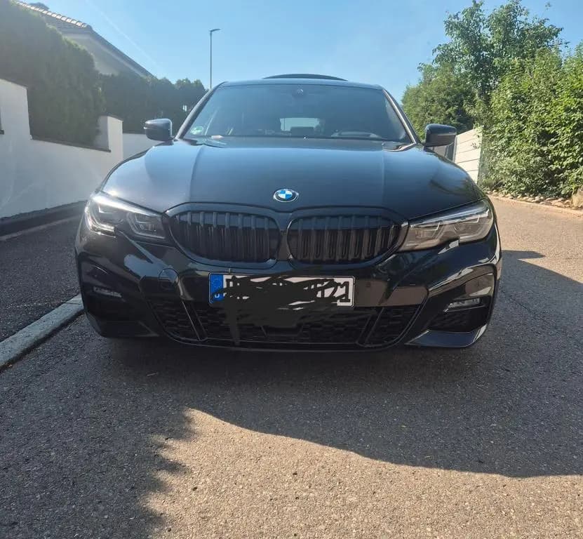 Main__Slider__Photo:BMW 320 d M Sport Automatik M Sport 09/2021-0
