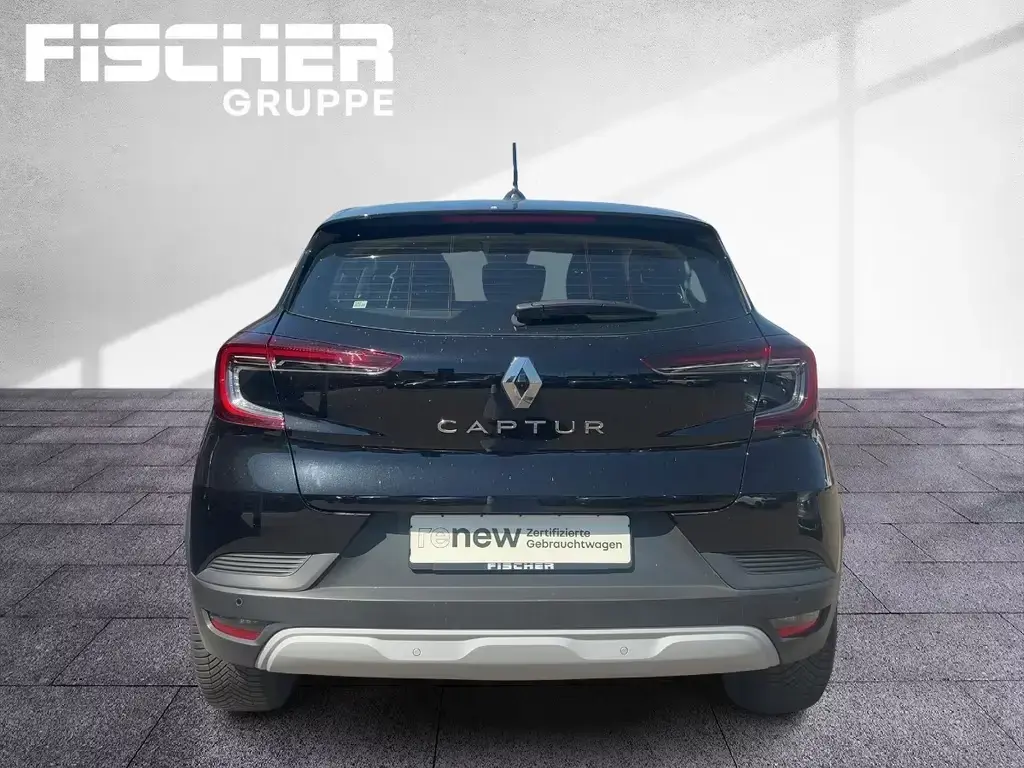 Main__Slider__Photo:Renault Captur EVOLUTION TCe 140 EDC SHZ 05/2024-1