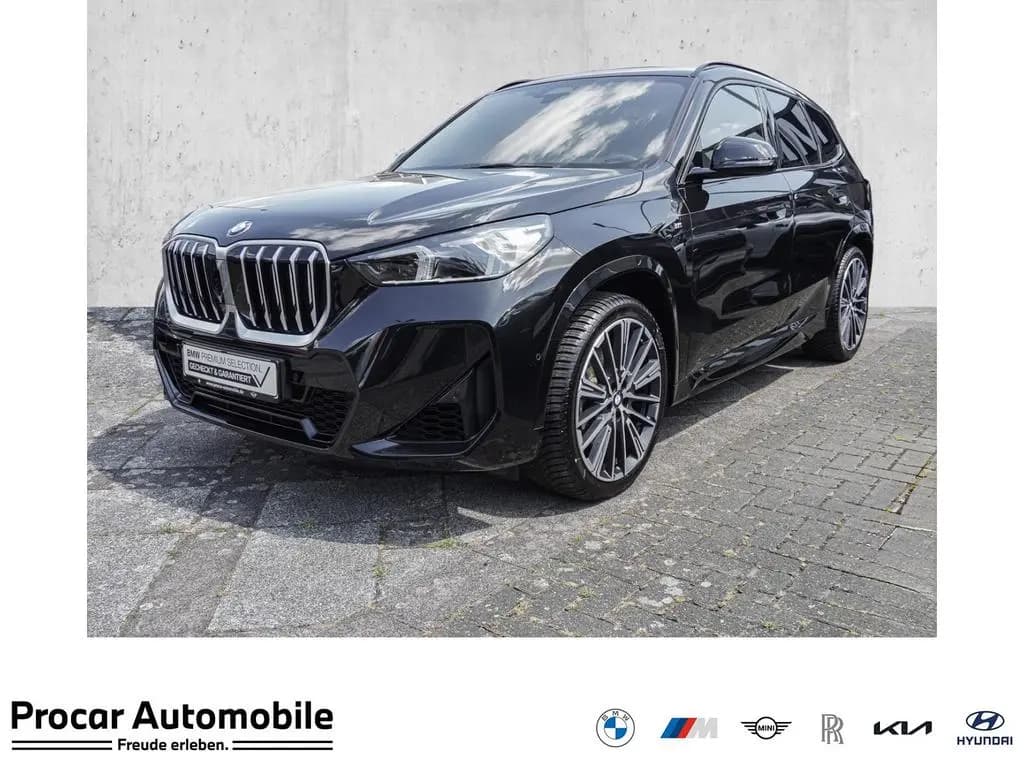 Main__Slider__Photo:BMW X1 xDrive23i M Sport AHK RFK NAVI LED PDC V+H 11/2022-0